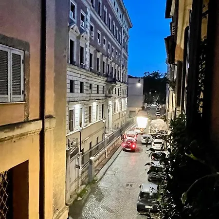 Apartment In The Heart Of